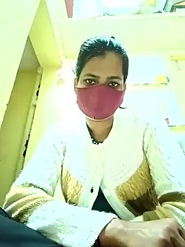 Snapshot of Pooja_cut chatting on 02/26/25, 04:56 Pooja cut online show from 02/26/25, 04:56