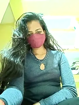 Snapshot of Pooja_cut chatting on 03/01/25, 01:00 Pooja cut online show from 03/01/25, 01:00