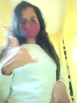 Snapshot of Pooja_cut chatting on 03/01/25, 09:07 Pooja cut online show from 03/01/25, 09:07