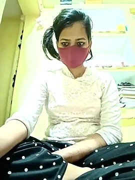 Snapshot of Pooja_cut chatting on 03/07/25, 01:09 Pooja cut online show from 03/07/25, 01:09