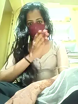 Snapshot of Pooja_cut chatting on 03/16/25, 04:34 Pooja cut online show from 03/16/25, 04:34