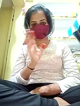 Snapshot of Pooja_cut chatting on 03/17/25, 04:43 Pooja cut online show from 03/17/25, 04:43