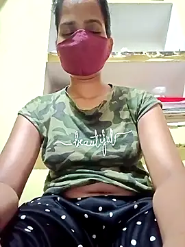 Snapshot of Pooja_cut chatting on 09/29/25, 04:34 Pooja cut online show from 09/29/25, 04:34