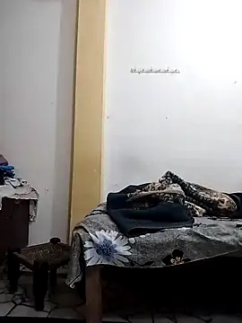 Snapshot of priyancyfun chatting on 03/06/25, 01:14 priyancyfun online show from 03/06/25, 01:14