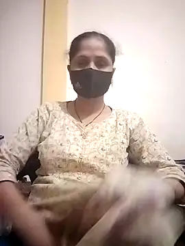 Snapshot of priyancyfun chatting on 03/20/25, 04:42 priyancyfun online show from 03/20/25, 04:42