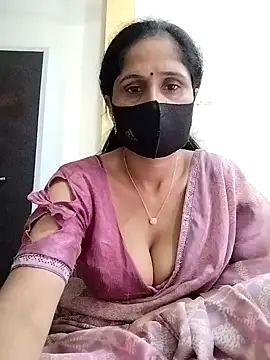 Snapshot of priyancyfun chatting on 10/07/25, 04:42 priyancyfun online show from 10/07/25, 04:42