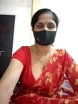 Snapshot of priyancyfun chatting on 10/16/25, 05:03 priyancyfun online show from 10/16/25, 05:03