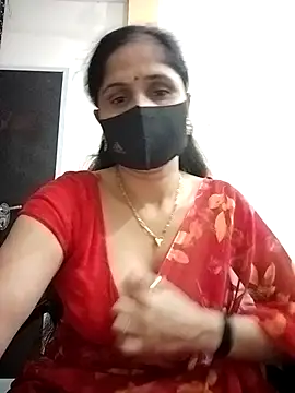 Snapshot of priyancyfun chatting on 10/19/25, 04:51 priyancyfun online show from 10/19/25, 04:51