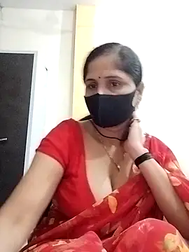 Snapshot of priyancyfun chatting on 11/16/25, 02:39 priyancyfun online show from 11/16/25, 02:39