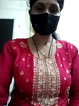 Snapshot of priyancyfun chatting on 12/01/25, 05:18 priyancyfun online show from 12/01/25, 05:18