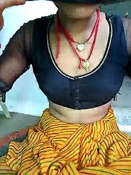 Amaya Bajwa online show from 02/28/25, 08:42