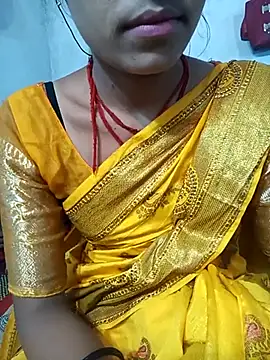 Amaya Bajwa online show from 03/05/25, 11:49