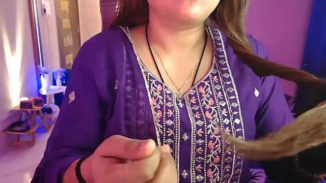 Mitikaa online show from 03/24/26, 01:05