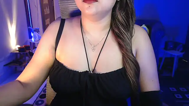 Snapshot of Mitikaa chatting on 06/01/26, 06:15 Mitikaa online show from 06/01/26, 06:15