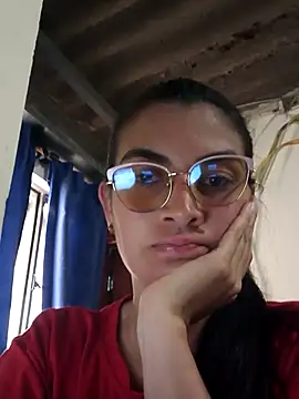 Snapshot of blue_and_whithe chatting on 03/30/26, 08:10 blue and whithe online show from 03/30/26, 08:10