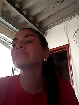 Snapshot of blue_and_whithe chatting on 04/01/26, 07:33 blue and whithe online show from 04/01/26, 07:33