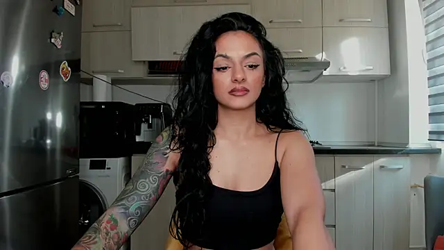 NNNoire online show from 01/28/25, 08:57