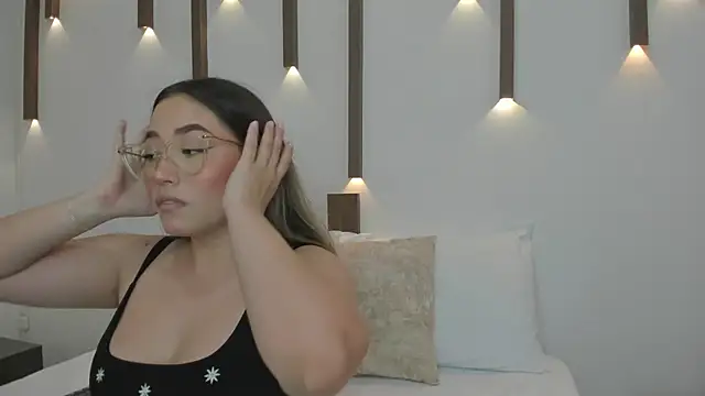 antonella cutie  online show from 01/28/25, 12:00