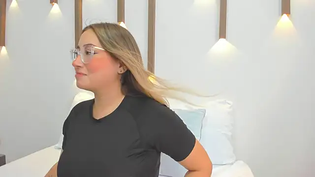 antonella cutie  online show from 02/21/25, 01:33