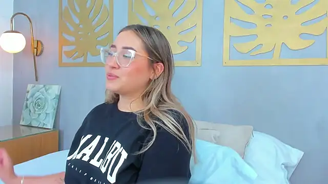 antonella cutie  online show from 03/12/25, 10:39