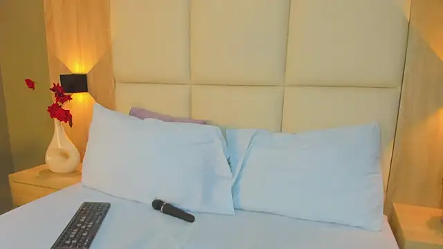 antonella cutie  online show from 03/12/26, 12:22