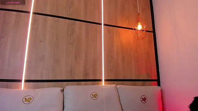 ashlyn parker online show from 09/25/25, 08:12