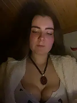 mewKate online show from 04/15/26, 06:26