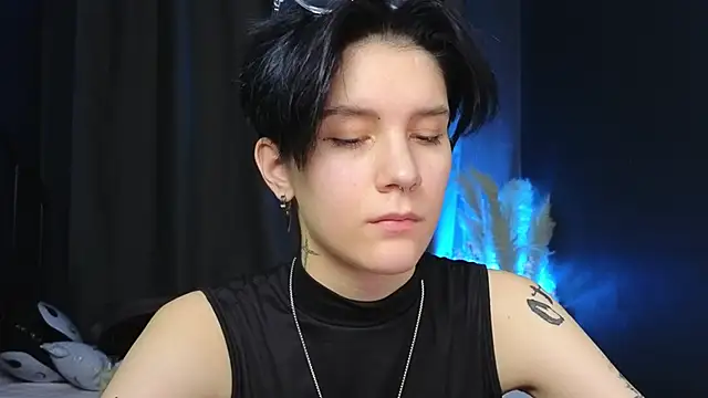 Snapshot of Hyeon_Jin chatting on 03/12/25, 07:59 Hyeon Jin online show from 03/12/25, 07:59