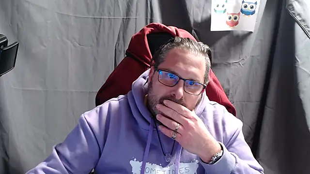 Snapshot of Streamlove77 chatting on 01/08/25, 05:48 Streamlove77 online show from 01/08/25, 05:48