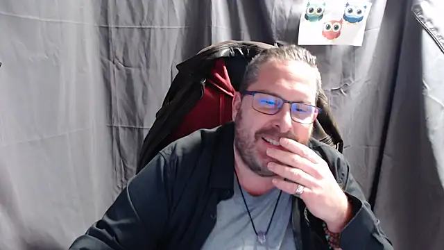 Snapshot of Streamlove77 chatting on 01/10/25, 02:02 Streamlove77 online show from 01/10/25, 02:02