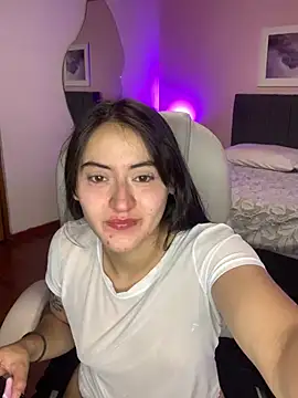 Camila pinkk online show from 03/05/25, 05:50