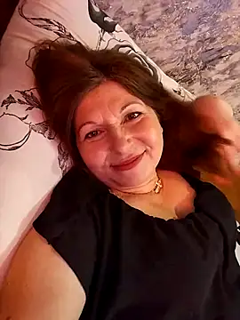 Snapshot of Angelina4531 chatting on 02/17/25, 12:27 Angelina4531 online show from 02/17/25, 12:27