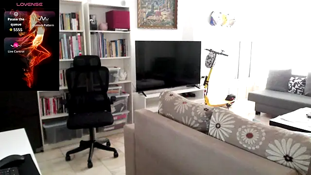 Snapshot of todddantes25 chatting on 09/24/25, 11:35 todddantes25 online show from 09/24/25, 11:35