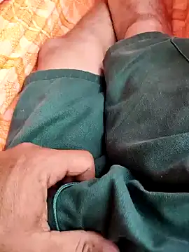 xandeenara25 online show from 01/05/25, 07:28