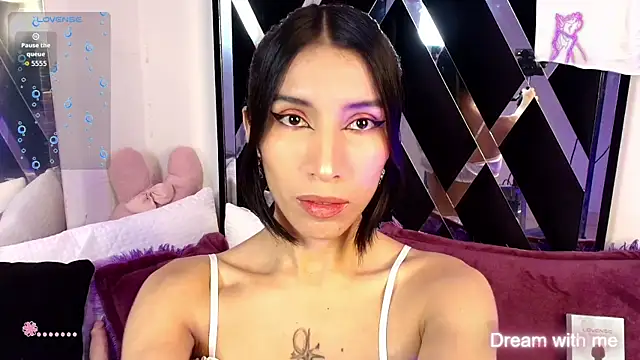 Snapshot of Silver_Rosex chatting on 07/26/26, 11:50 Silver Rosex online show from 07/26/26, 11:50
