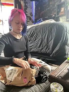 trashbrat online show from 04/02/26, 08:28