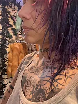 trashbrat online show from 07/14/26, 01:39