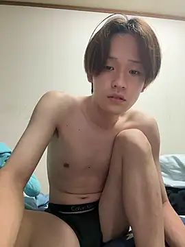 Snapshot of riku38777 chatting on 09/14/25, 02:49 riku38777 online show from 09/14/25, 02:49