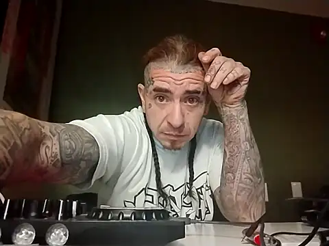 justthetip4209 online show from 03/19/25, 12:34