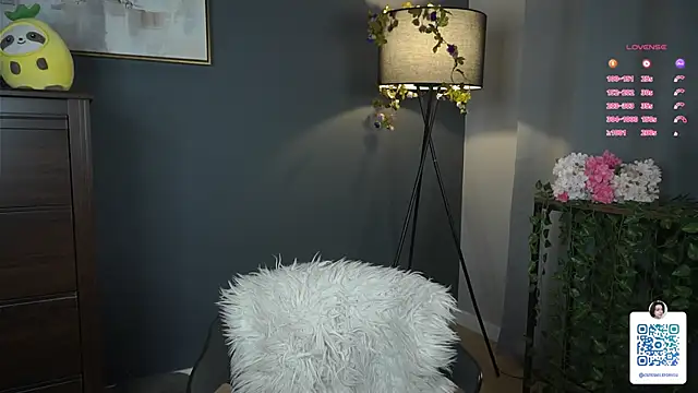 Snapshot of OdiliaHartnell chatting on 03/10/25, 08:34 OdiliaHartnell online show from 03/10/25, 08:34