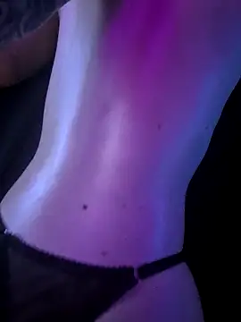 IceFoxy online show from 10/26/25, 05:19