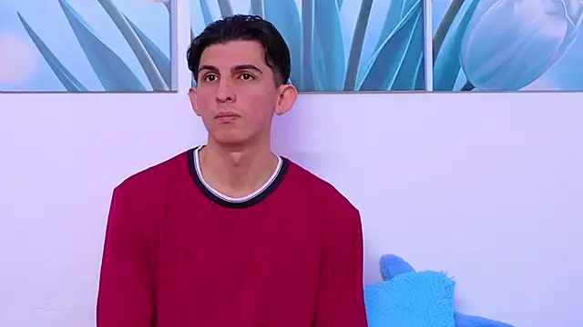 Ana and Leo online show from 06/08/26, 04:07