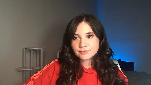 Snapshot of kylienotjenner chatting on 03/16/25, 04:20 kylienotjenner online show from 03/16/25, 04:20