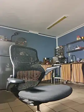 hesjustafriend online show from 05/02/26, 11:59