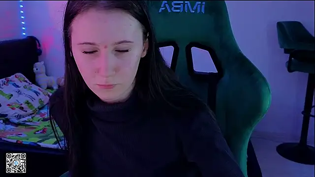 mon lola online show from 03/12/25, 02:45