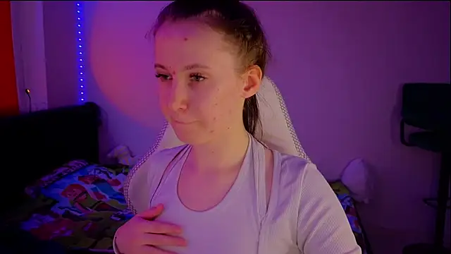 mon lola online show from 03/15/25, 02:34