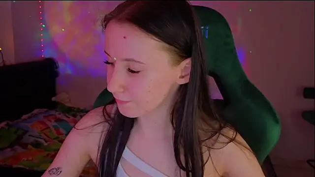 mon lola online show from 03/16/25, 05:28