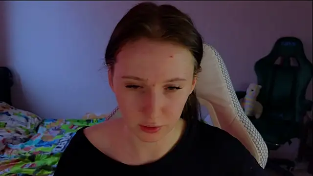 mon lola online show from 03/17/25, 10:38