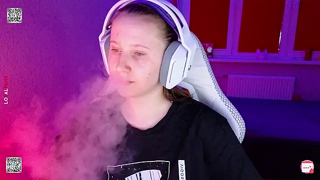 mon lola online show from 03/22/26, 04:54