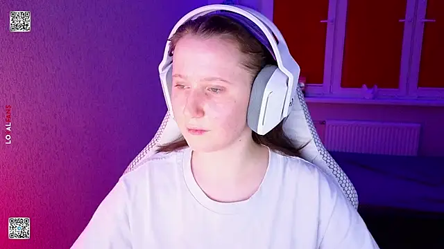 mon lola online show from 03/28/26, 04:28